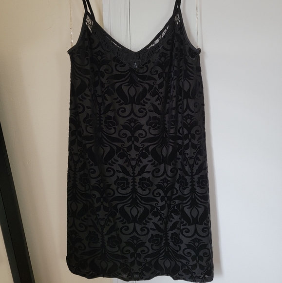 As U Wish Dresses & Skirts - Black dress w/velvet